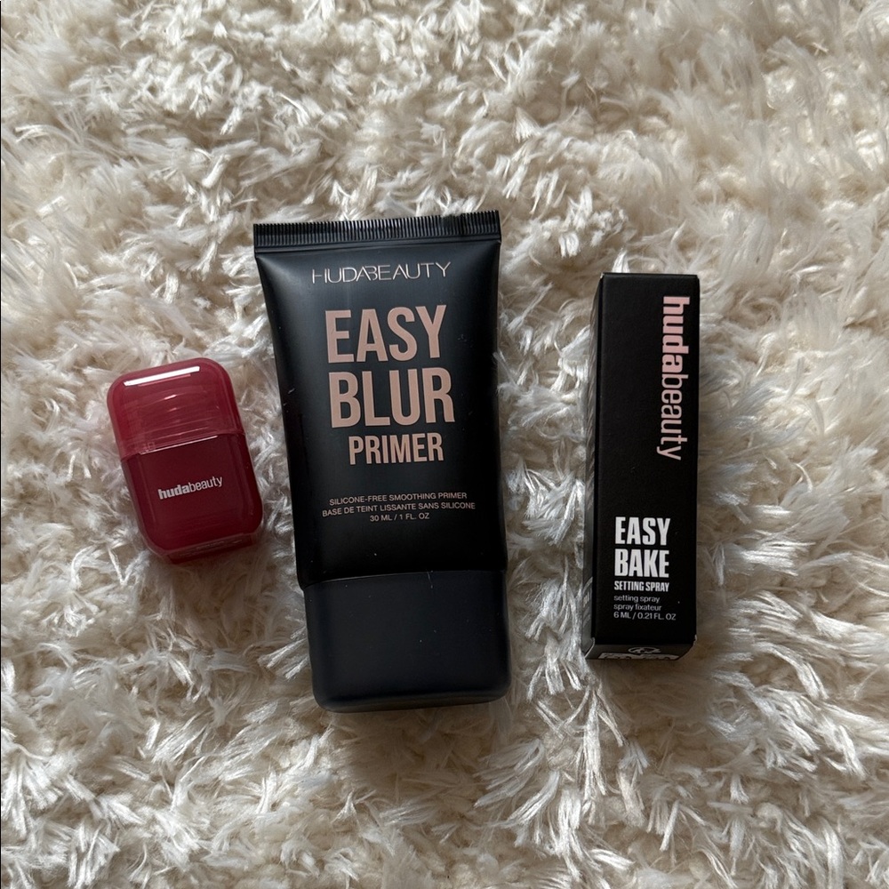 HUDA BEAUTY Easy Blur Primer and Easy Bake Setting Spray Set